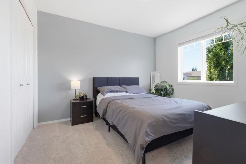 112 Drake Landing Common, Okotoks, AB 