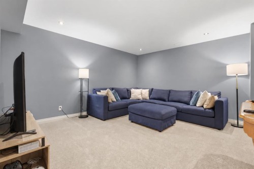 112 Drake Landing Common, Okotoks, AB 