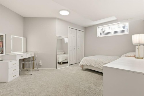 112 Drake Landing Common, Okotoks, AB 