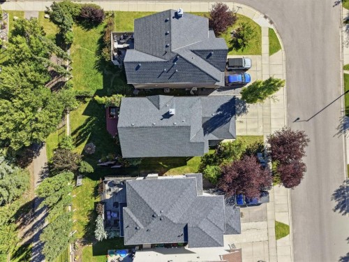112 Drake Landing Common, Okotoks, AB 