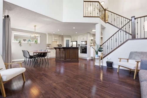 112 Drake Landing Common, Okotoks, AB 