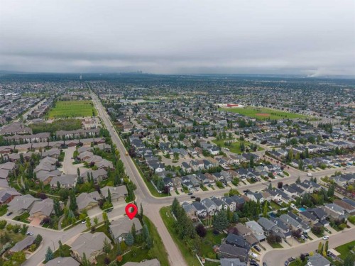 9 Bridle Estates Way Sw, Calgary, AB 