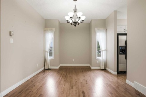 9 Bridle Estates Way Sw, Calgary, AB 