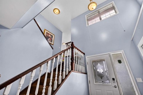 67 Douglas Ridge View Se, Calgary, AB 