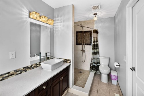 67 Douglas Ridge View Se, Calgary, AB 
