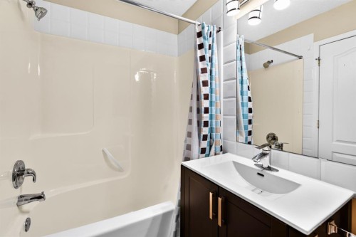 67 Douglas Ridge View Se, Calgary, AB 