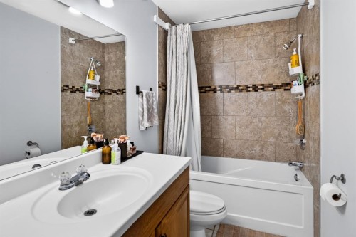 67 Douglas Ridge View Se, Calgary, AB 