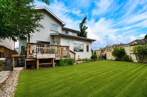67 Douglas Ridge View Se, Calgary, AB 