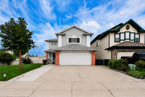67 Douglas Ridge View Se, Calgary, AB 