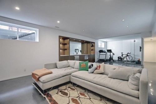 3603 13 Street Sw, Calgary, AB 