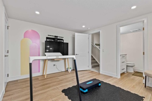 509 Hawkhill Place Nw, Calgary, AB 