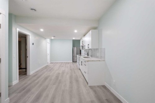 35 Lucas Passage Nw, Calgary, AB 