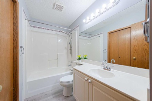 105 Arbour Ridge Park Nw, Calgary, AB 