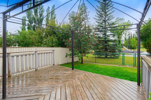 105 Arbour Ridge Park Nw, Calgary, AB 