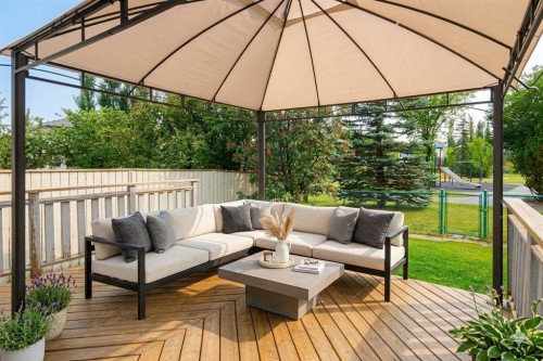 105 Arbour Ridge Park Nw, Calgary, AB 