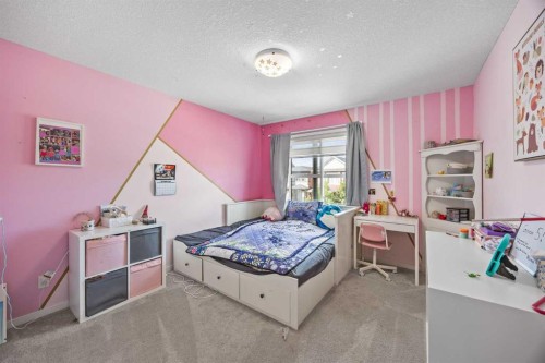38 Seton Manor Se, Calgary, AB 