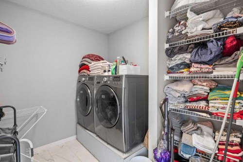 38 Seton Manor Se, Calgary, AB 