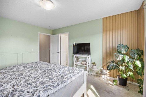 38 Seton Manor Se, Calgary, AB 