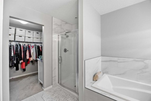 38 Seton Manor Se, Calgary, AB 