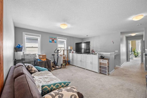 38 Seton Manor Se, Calgary, AB 