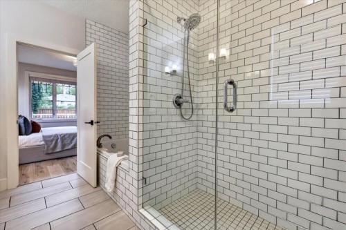 1924 Glenmount Drive Sw, Calgary, AB 