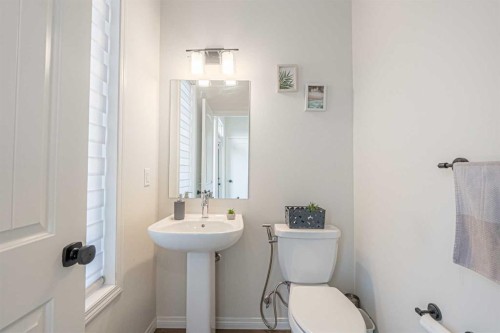 235 Cornerbrook Road Ne, Calgary, AB 