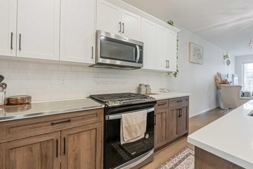 235 Cornerbrook Road Ne, Calgary, AB 
