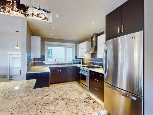 23 Brown Crescent Nw, Calgary, AB 