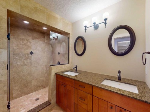 23 Brown Crescent Nw, Calgary, AB 