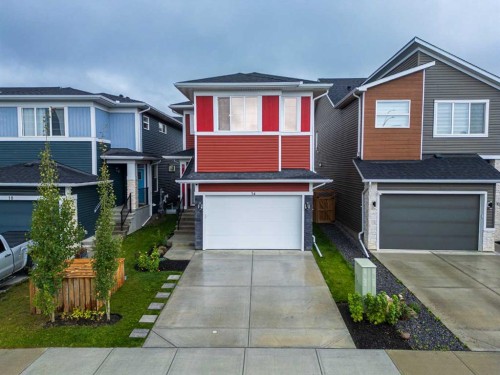 14 Rivercrest Common, Cochrane, AB 