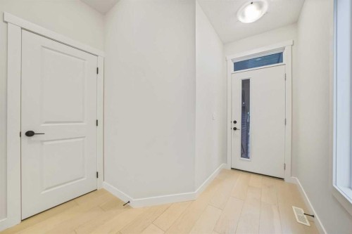 14 Rivercrest Common, Cochrane, AB 