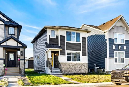 840 Midtown Drive SW Airdrie, AB T4B 5K9