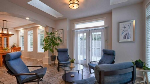 82 Mt Douglas Circle Se, Calgary, AB 