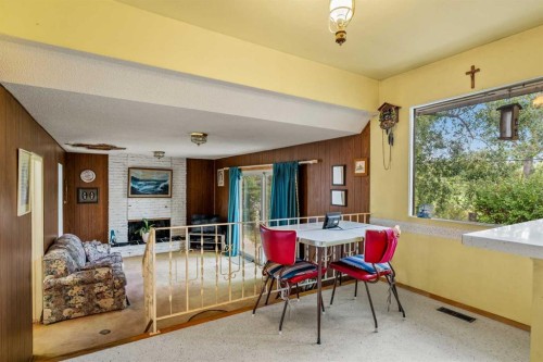 24 Mapleglade Close Se, Calgary, AB 