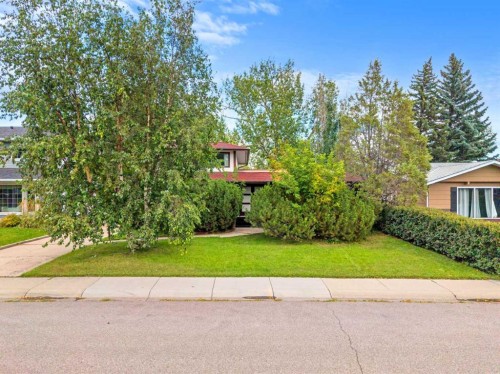 24 Mapleglade Close Se, Calgary, AB 