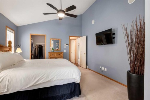 133 Strathlea Court Sw, Calgary, AB 