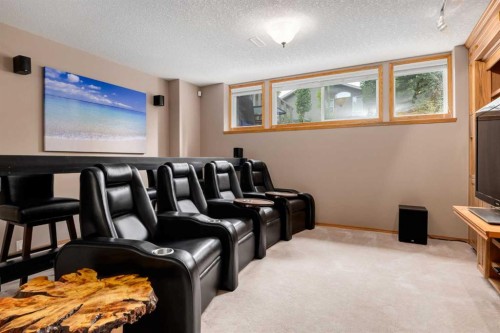 133 Strathlea Court Sw, Calgary, AB 