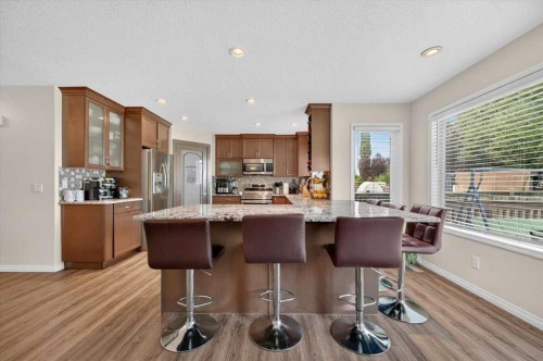 625 Somerset Drive Sw, Calgary, AB 