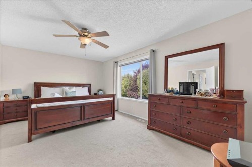 625 Somerset Drive Sw, Calgary, AB 