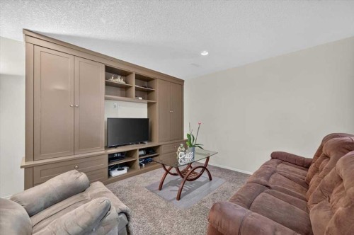 625 Somerset Drive Sw, Calgary, AB 