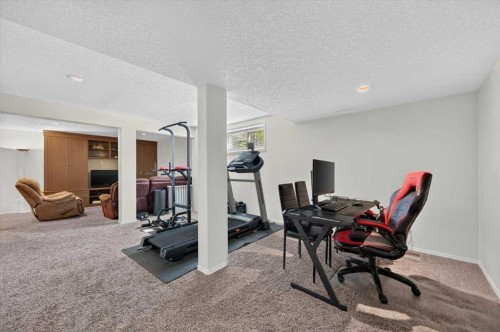 625 Somerset Drive Sw, Calgary, AB 