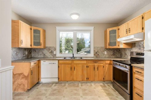 728 Canfield Place Sw, Calgary, AB 