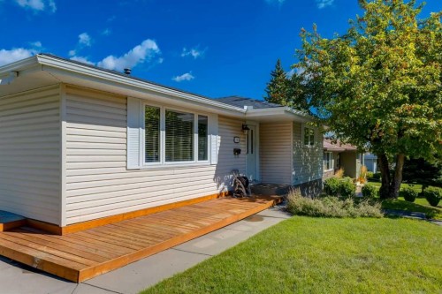 728 Canfield Place Sw, Calgary, AB 