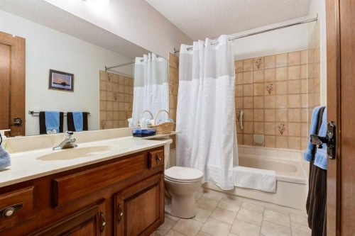 35 Millrise Way Sw, Calgary, AB 