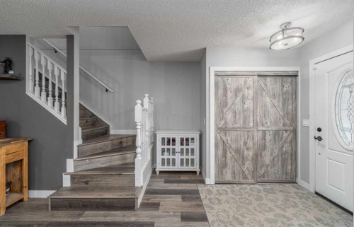 135 Sandarac Place Nw, Calgary, AB 