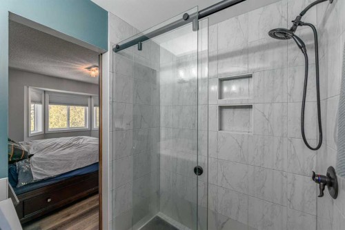 135 Sandarac Place Nw, Calgary, AB 