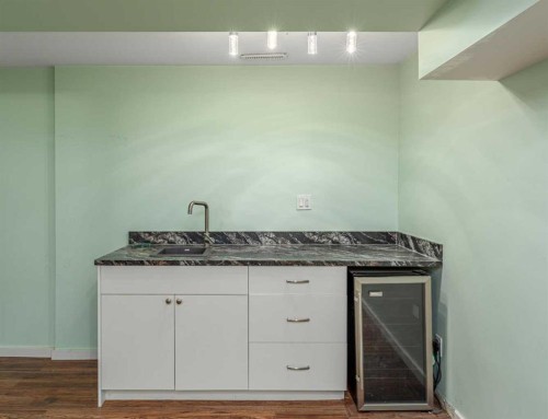 135 Sandarac Place Nw, Calgary, AB 