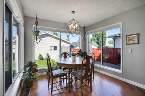 62 Prestwick Landing Se, Calgary, AB 