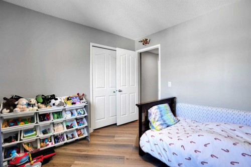 62 Prestwick Landing Se, Calgary, AB 