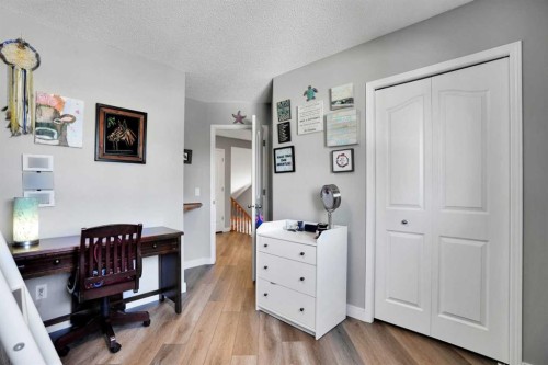 62 Prestwick Landing Se, Calgary, AB 